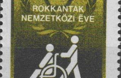 Rokkantak Nemzetközi Éve. A Magyar Posta 2+1 forintos bélyege (1981).